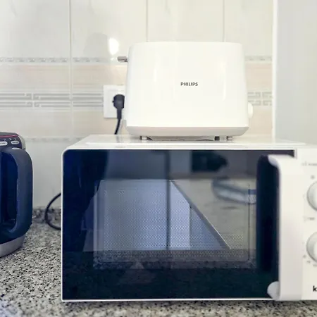 Daire Rocha River-sea